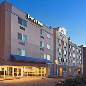 Days By Wyndham Airport SeaTac